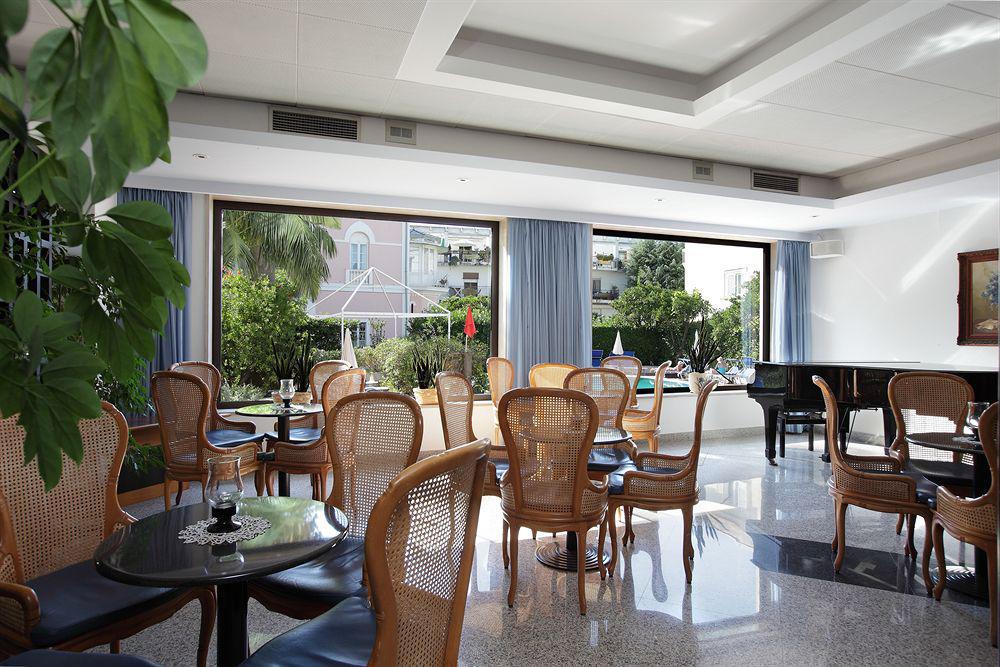 Hotel Caravel Сант'Анджелло Экстерьер фото