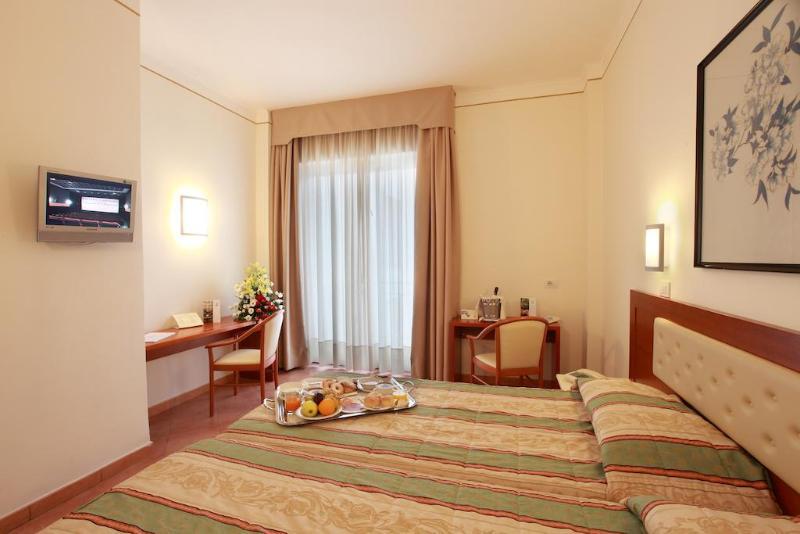 Hotel Caravel Сант'Анджелло Экстерьер фото